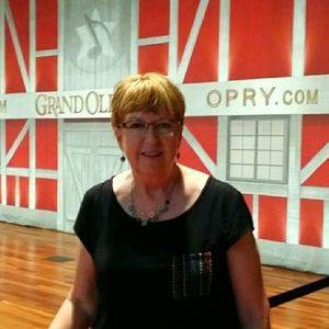 Meet your Posher, Phyllis